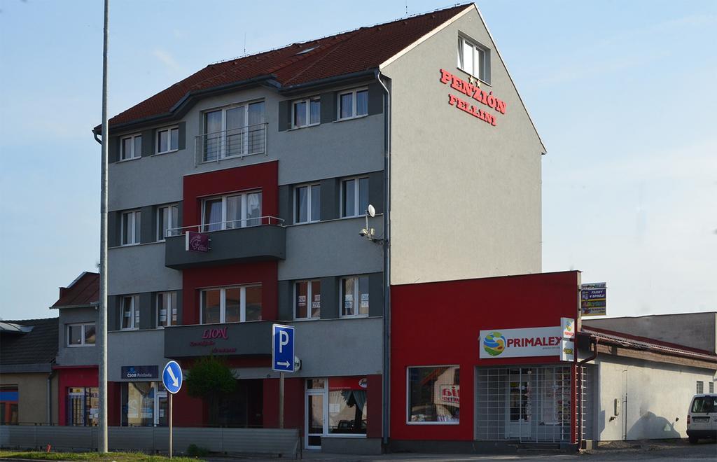 Garni Hotel Fellini Žiar nad Hronom Eksteriør billede